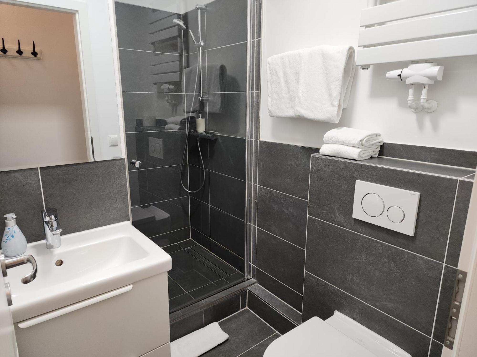 Davin City Aparments - Self-Check-In Hamburg Bagian luar foto